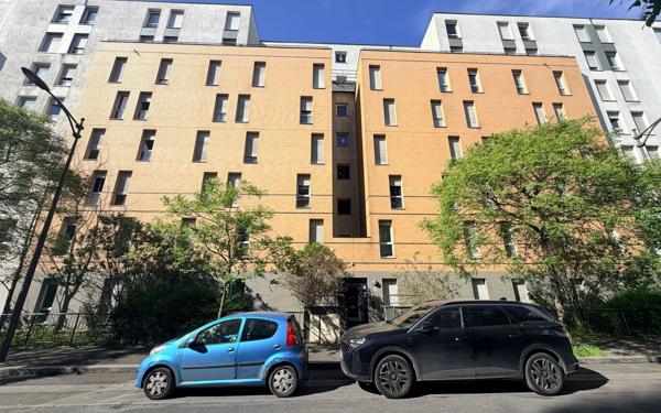 Appartement à louer    1 pièce •  Rosny-sous-Bois