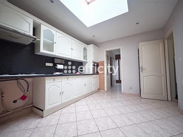 Maison 5 pièces - 100 m² Exclusivité efficity