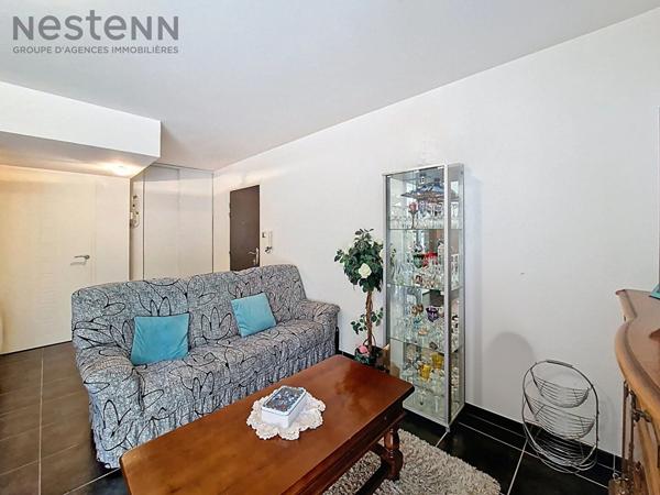 Lunel Centre : T3 lumineux avec terrasse, cave et parking !