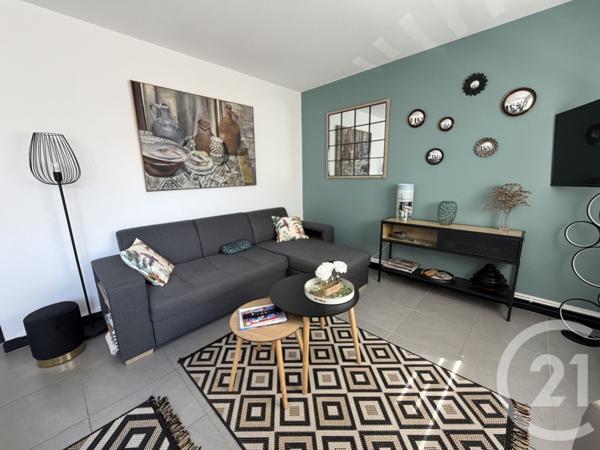 Appartement F3 à vendre  3 pièces - 55,83 m 2   ROYAN  - 17