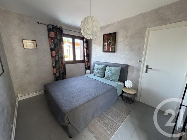 Appartement F3 à vendre  3 pièces - 55,83 m 2   ROYAN  - 17