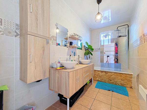 Nouveauté – Villa avec studio indépendant, piscine et vue panoramique sur le Pic de Tantajo – secteur Bédarieux