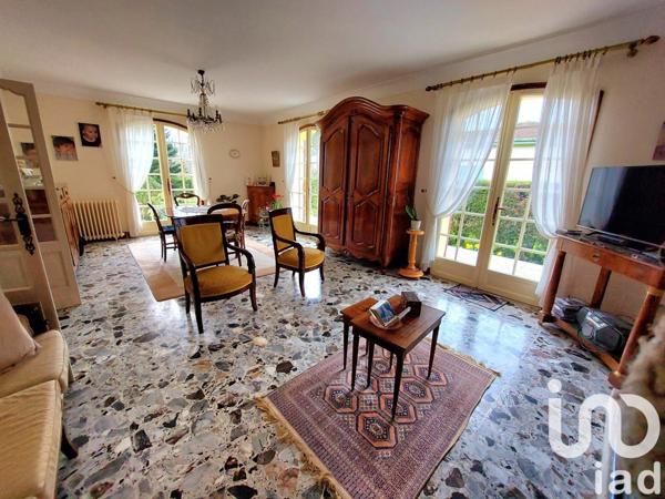 Maison traditionnelle 4 pièces de 98 m² à Port-Sainte-Foy-et-Ponchapt (33220)