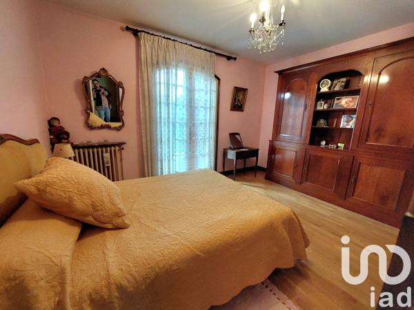 Maison traditionnelle 4 pièces de 98 m² à Port-Sainte-Foy-et-Ponchapt (33220)