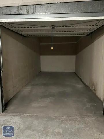 Parking à louer Courbevoie (92400)