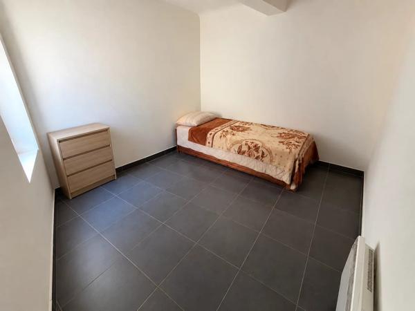 Vente                                                      Appartement
                        
                     3 pièces                      57 m2                     à Le Luc