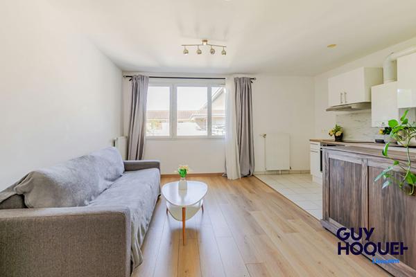 Appartement 2 pièces entièrement rénové à Saint-Pierre-Du-Perray