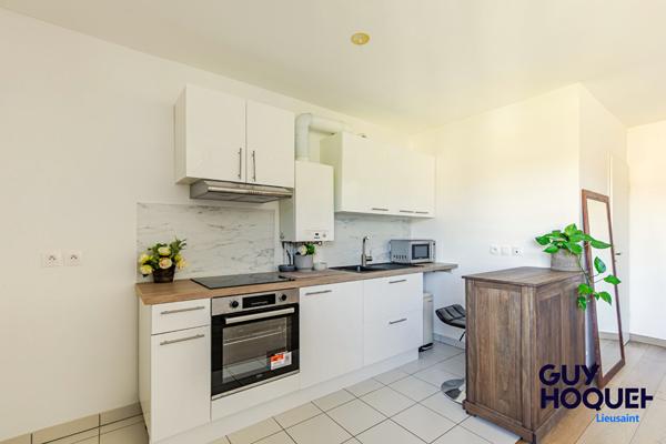 Appartement 2 pièces entièrement rénové à Saint-Pierre-Du-Perray