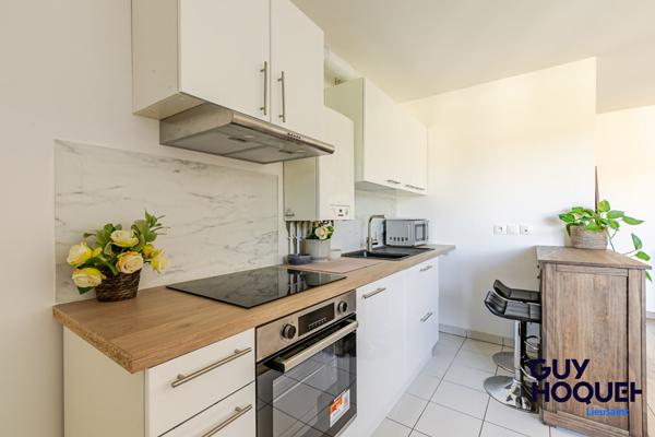 Appartement 2 pièces entièrement rénové à Saint-Pierre-Du-Perray