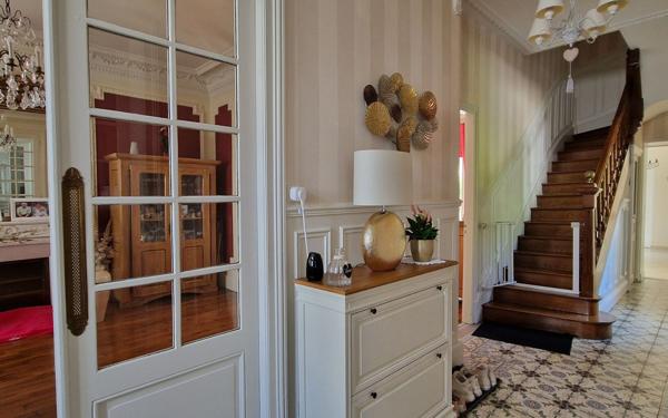 Maison à vendre    4 pièces • 265 m2 Saint-Quentin