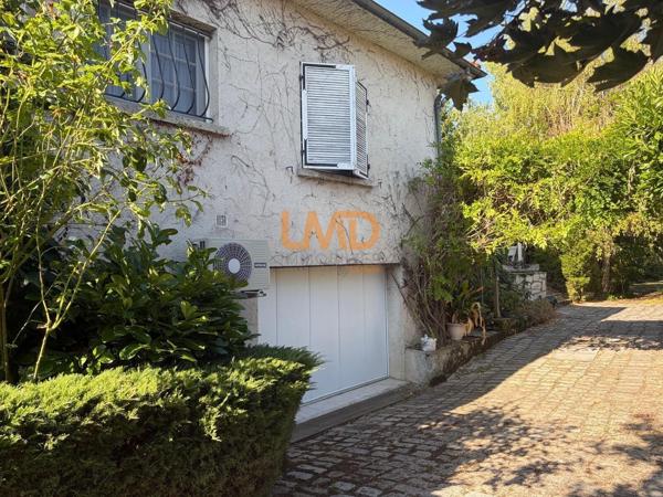 Propriété familiale rare avec parc arboré et fort potentiel foncier