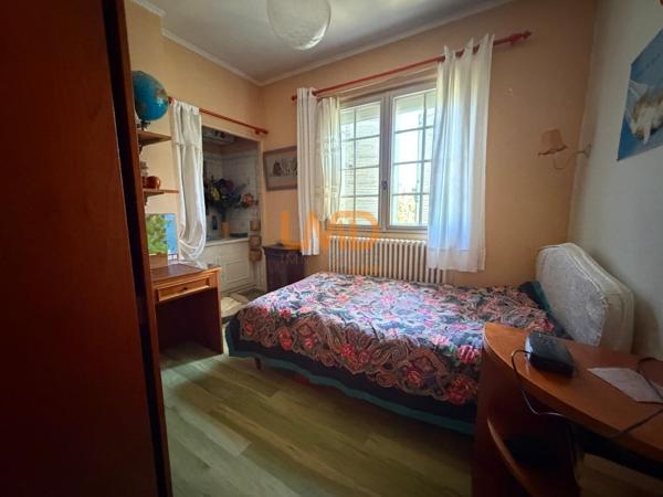 Propriété familiale rare avec parc arboré et fort potentiel foncier