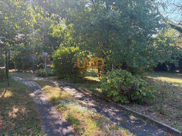 Propriété familiale rare avec parc arboré et fort potentiel foncier