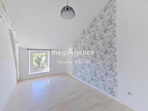 Maison à LA ROMAGNE, 49740 - 5 pièces 136m²