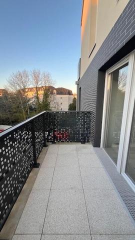 Chartres 2 pièces de 43,83 m² avec balcon et parking sous-sol