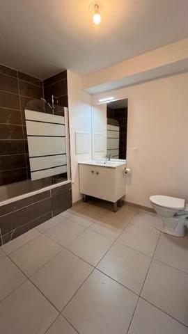 Chartres 2 pièces de 43,83 m² avec balcon et parking sous-sol