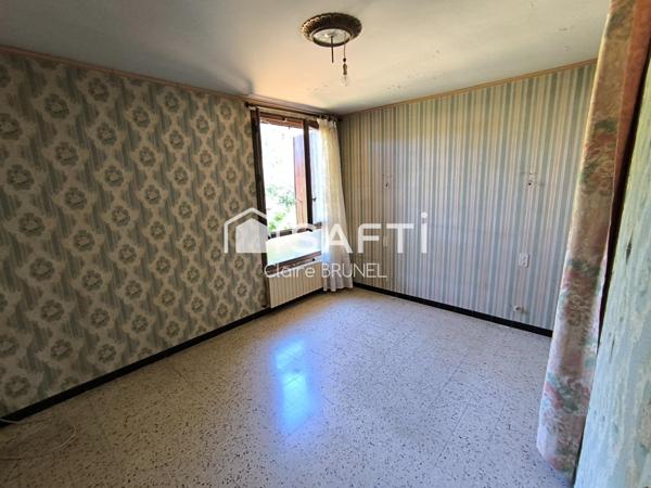 Pavillon a fort potentiel a renover