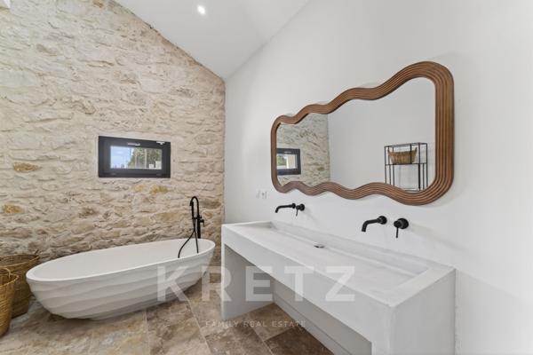 Maison contemporaine de 420m2 - Pernes-Les-Fontaines