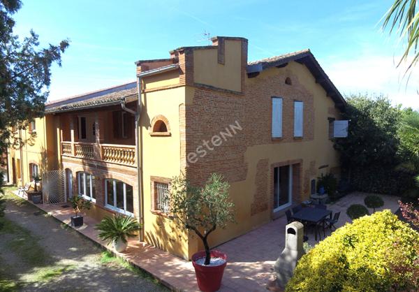 Grande maison de 350 m² avec dépendance Montauban secteur Nord