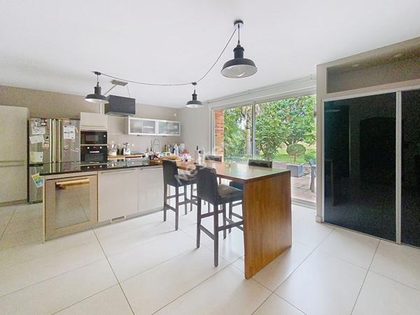 Grande maison de 350 m² avec dépendance Montauban secteur Nord