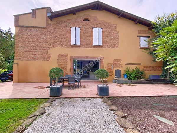 Grande maison de 350 m² avec dépendance Montauban secteur Nord