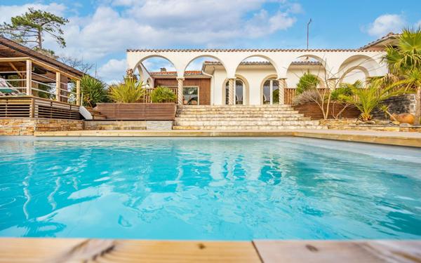 Maison à vendre    6 pièces •  Labenne