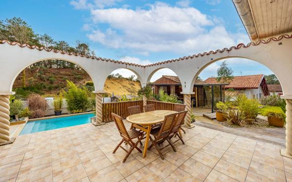 Maison à vendre    6 pièces •  Labenne