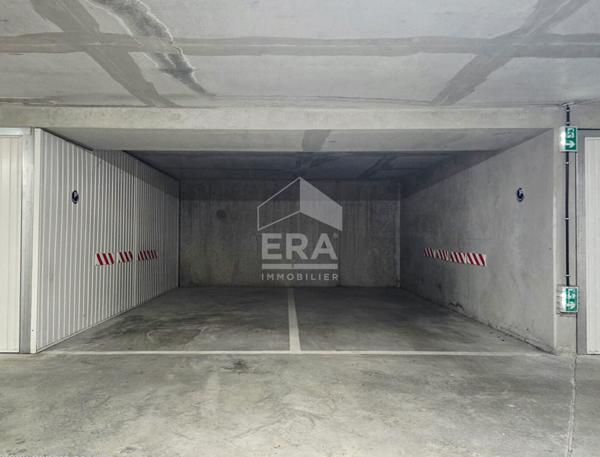 Lot de deux places de parking boxables - SAINT LAURENT DU VAR