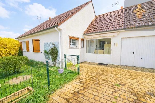 Vente                                                      Maison
                        
                     4 pièces                      93 m2                     à Beaugency