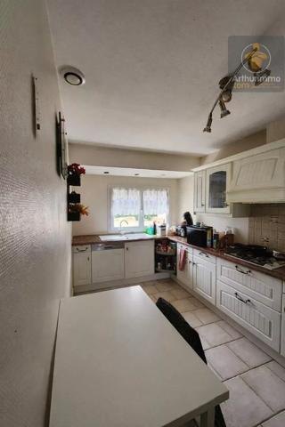 Vente                                                      Maison
                        
                     4 pièces                      93 m2                     à Beaugency