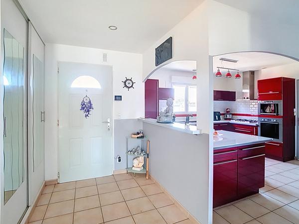 A VENDRE - Maison de plain-pied avec piscine - 3 chambres - SAINT LYS (31470) Proche centre ville