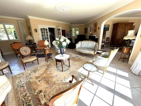 Villa d'architecte avec piscine à 1.9km de la plage