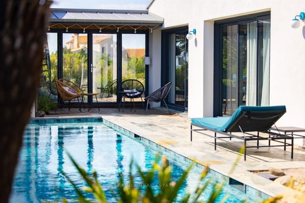 Villa d'architecte à L’Houmeau – Vue mer imprenable