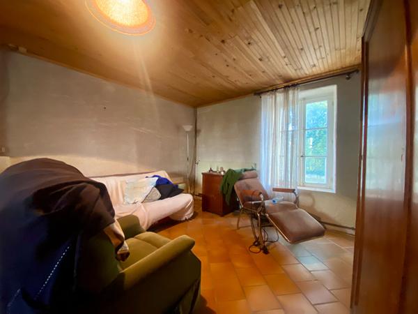 CONTRES ? Longère à rénover, à 5 minutes à pied du centre-ville