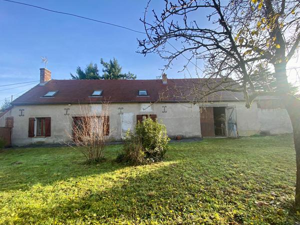 CONTRES ? Longère à rénover, à 5 minutes à pied du centre-ville