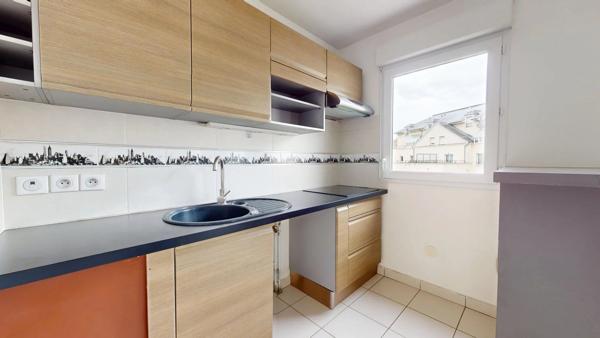 Location                                                      Appartement
                        
                     2 pièces                      42 m2                     à Lucé
