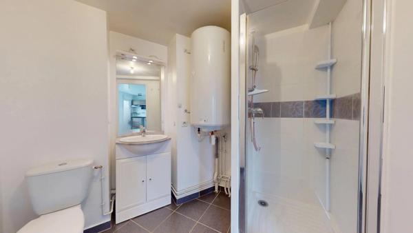 Location                                                      Appartement
                        
                     2 pièces                      42 m2                     à Lucé