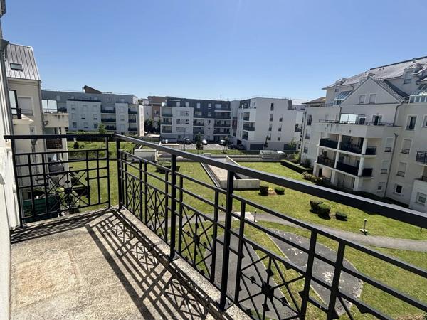 Location                                                      Appartement
                        
                     2 pièces                      42 m2                     à Lucé