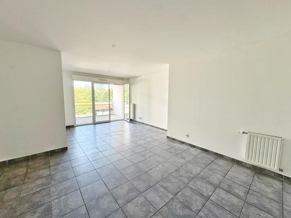Appartement 3 pièce(s) 2 chambre(s) 65.79 m²