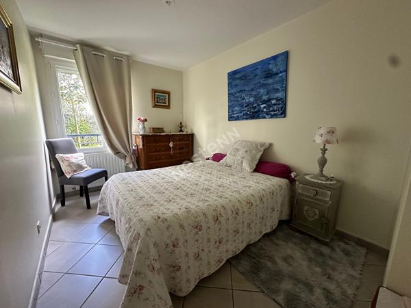 Appartement T3 65m2, Villeurbanne limite Lyon 3, terrasse, jardin, garage PMR