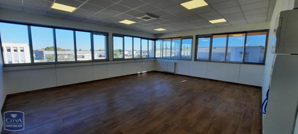 Local professionnel à louer