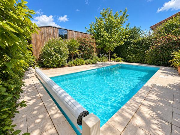 Maison Saint Medard En Jalles 8 pièce(s) 166.35 m2