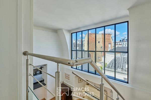 Atelier d’artiste en dernier étage avec remise à tableaux à SoPi