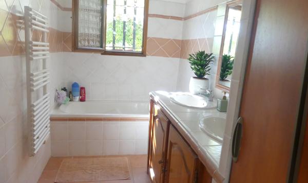 Cadolive (13950) MAISON INDIVIDUELLE 100m2