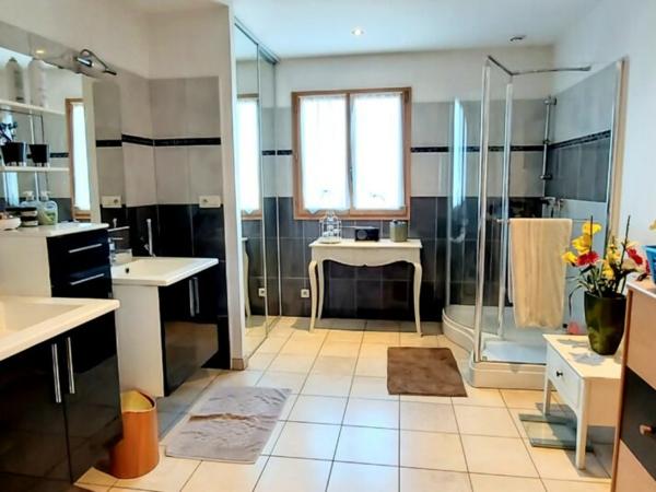 MAISON 4 CHAMBRES - 53400 CRAON Réf. 53075 | 399 000 €