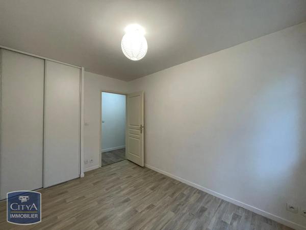 Appartement à louer 3 pièces 76.4m² Château-Thierry (02400)