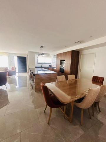 MAISON T5