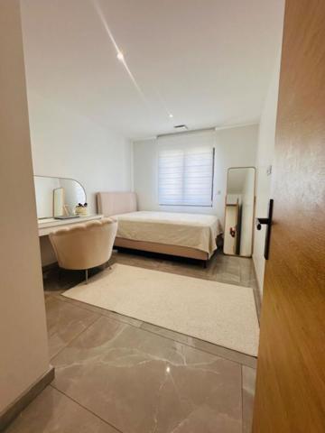 MAISON T5