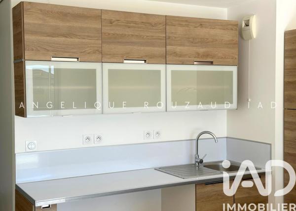 Location appartement 2 pièces 47 m² Six-Fours-les-Plages