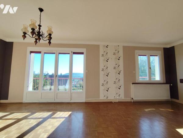 MONTMÉDY – Maison individuelle - Jardin clos & 3 chambres